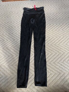 Spanx XS faux leather camo leggings